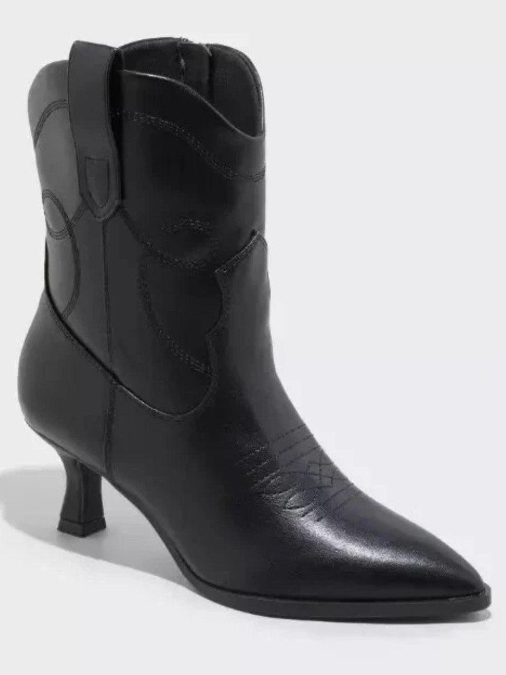 Universal Thread Black Pointed-Toe Western Kitten Heel Ankle Boots